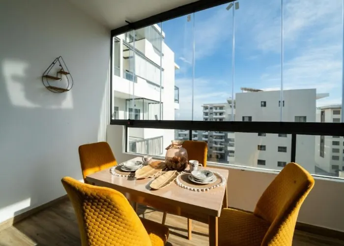 Luxury & Sweet Studio Apartment With Swimming Pool